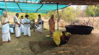 HH Swamiji's visit to Alemane (jaggery manufacturing house) at Kembre (19 Feb 2026)